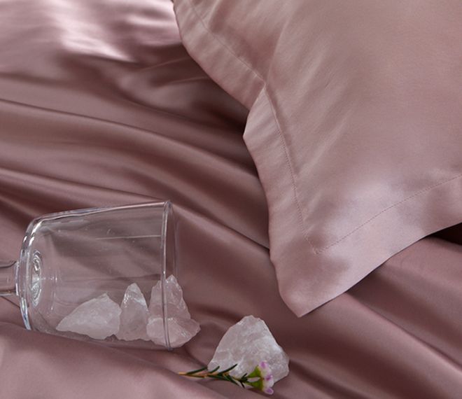 油、头皮精华、猪鬃梳、真丝枕套、发圈不朽情缘正版瀑布发养生好物丨山茶花精(图6)